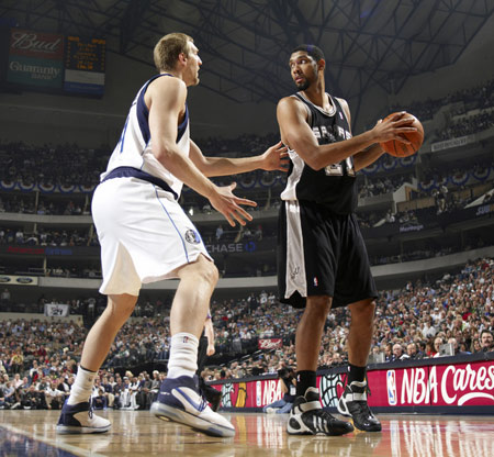 足球欧洲杯倒计时50天，多队提前公布名单