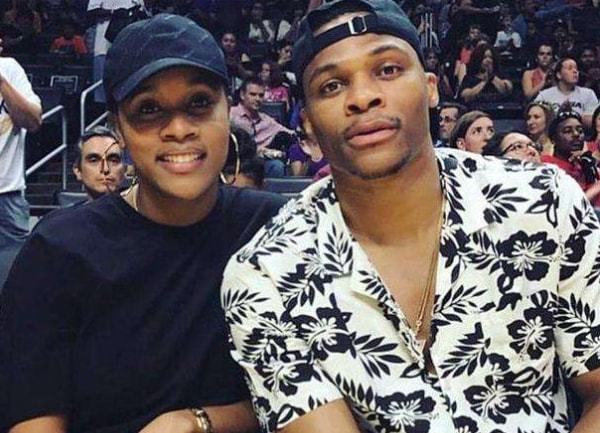 快船客场126-113逆转尼克斯，哈登伦纳德合砍56分带队取胜