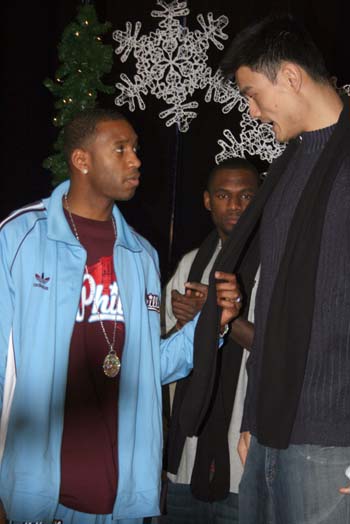 2022 赛季：太空人队新秀游击手佩尼亚在世界大赛第四战击出致胜本垒打