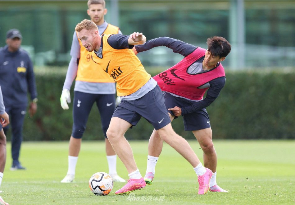 [NBA]爱德华兹33分 森林狼战胜热火