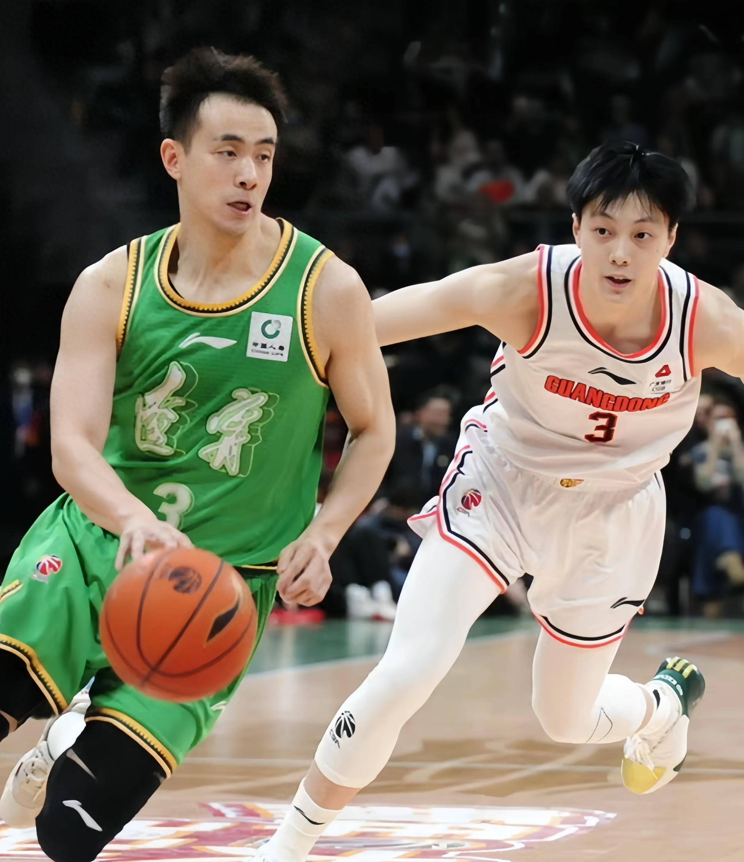 《战锤40K：战争黎明4》CG预告 展示兽人阵营