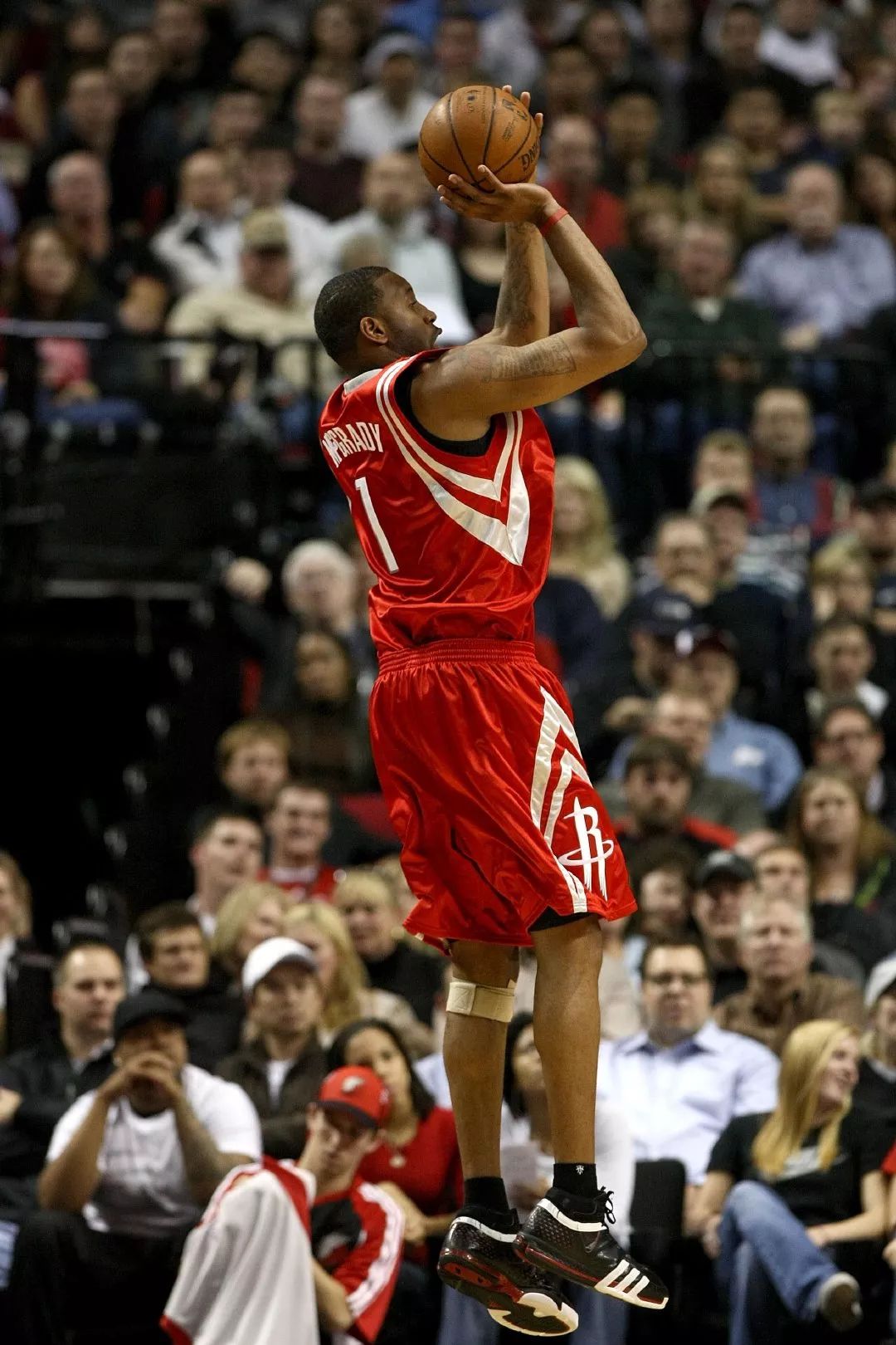 罗马诺：帕斯将进入阿根廷3月名单，皇马正在关注他的表现